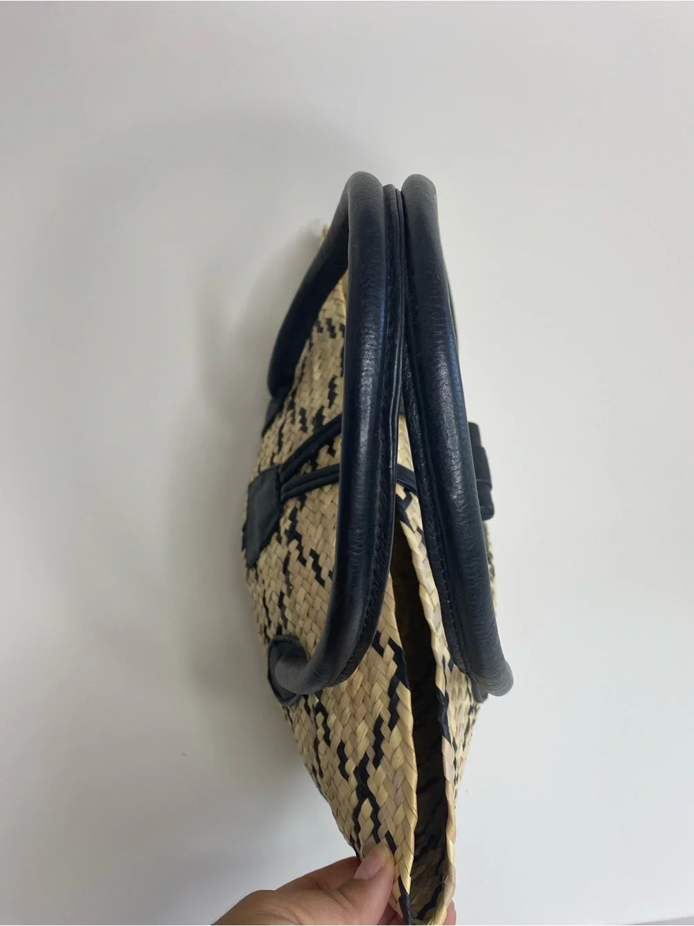 Woven Straw and Leather small tote bag Beach Resort Summer Vaca